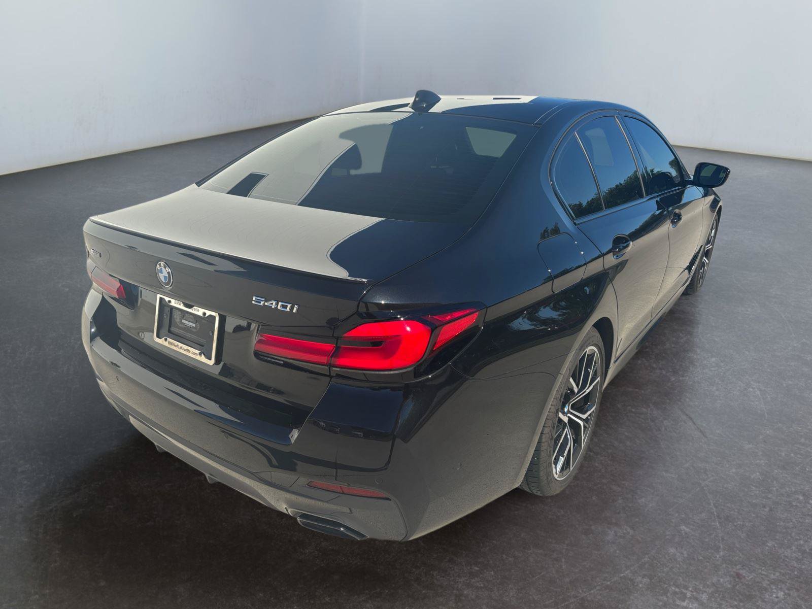 Used 2023 BMW 540i xDrive w/ Executive Package AWD/4WD image 13