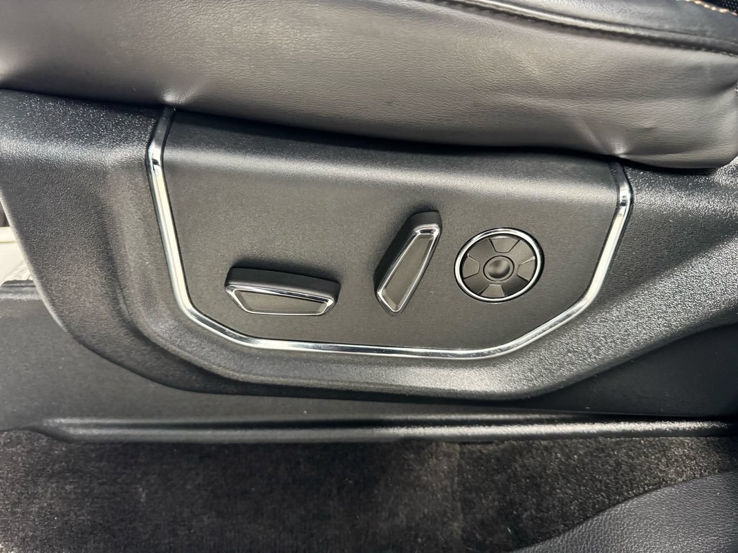 Used 2019 Ford Expedition Platinum AWD/4WD image 20