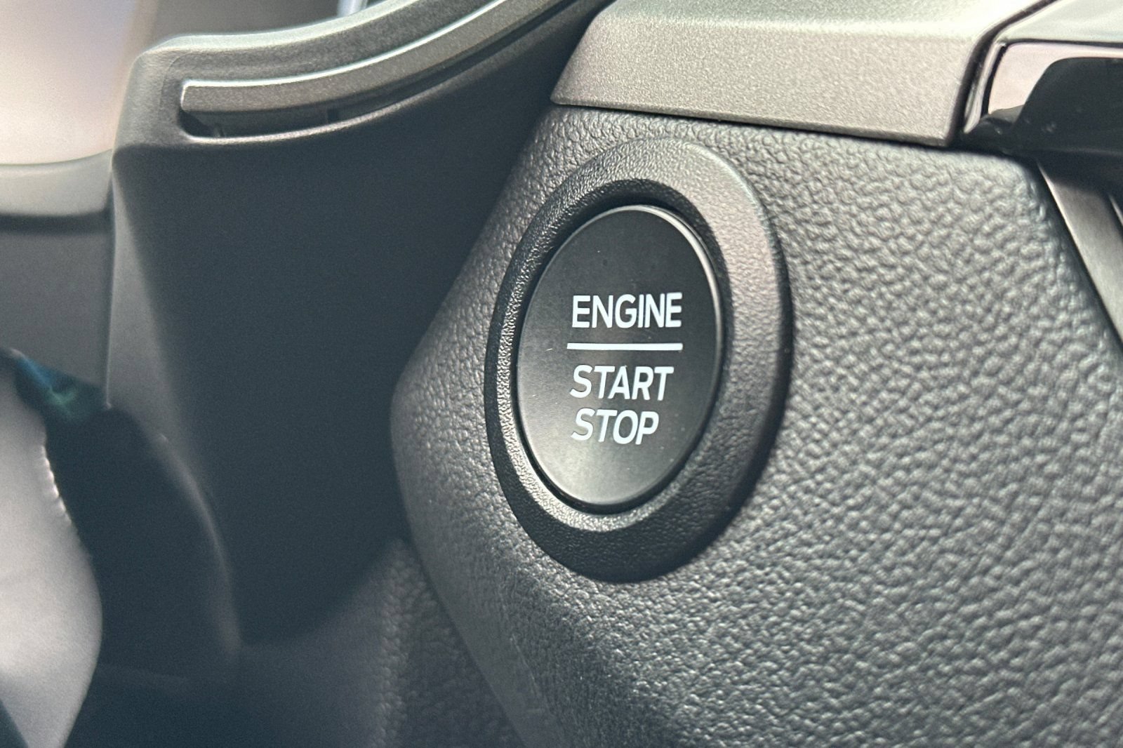 Used 2024 Ford Escape Active FWD image 22
