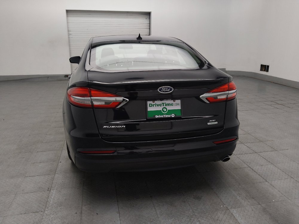 Used 2020 Ford Fusion SE FWD image 6