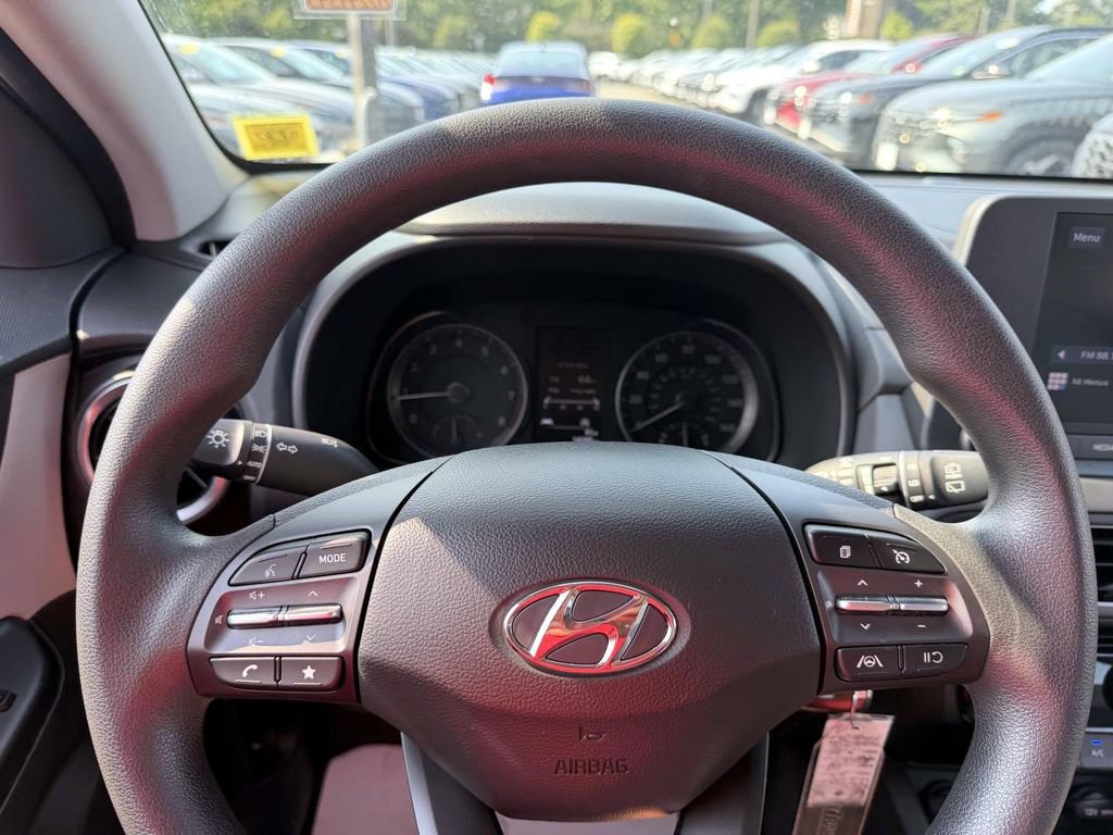 Certified 2023 Hyundai Kona SE AWD/4WD image 28