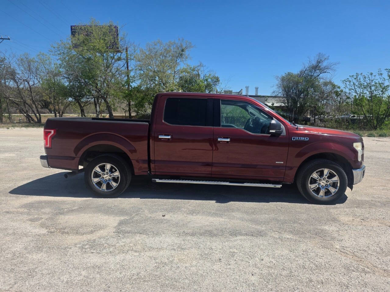 Used 2018 Ford F150 XL image 2