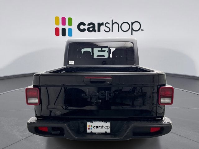 Used 2022 Jeep Gladiator Sport image 4