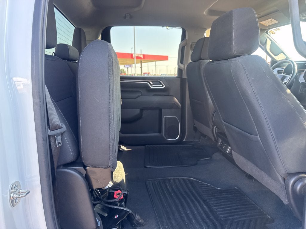 Used 2025 Chevrolet Silverado 2500 LT AWD/4WD image 13