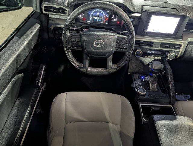 Used 2024 Toyota Tacoma SR5 AWD/4WD image 12
