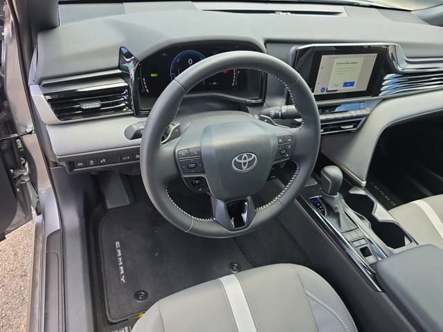 Used 2026 Toyota Camry SE w/ Convenience Package FWD image 16