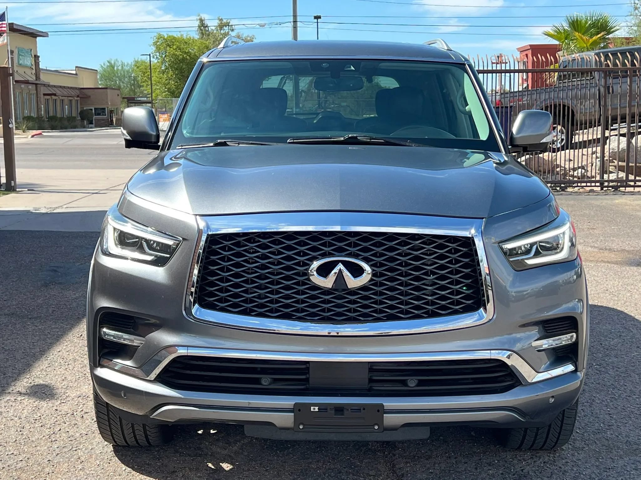 Used 2018 INFINITI QX80 2WD w/ Driver Assistance Package image 3