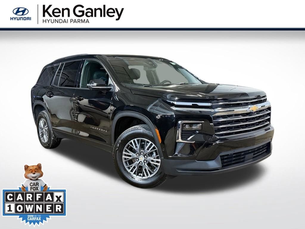 Used 2025 Chevrolet Traverse LT w/ Enhanced Driving Package