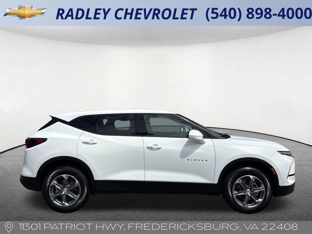 Certified 2025 Chevrolet Blazer LT FWD image 20