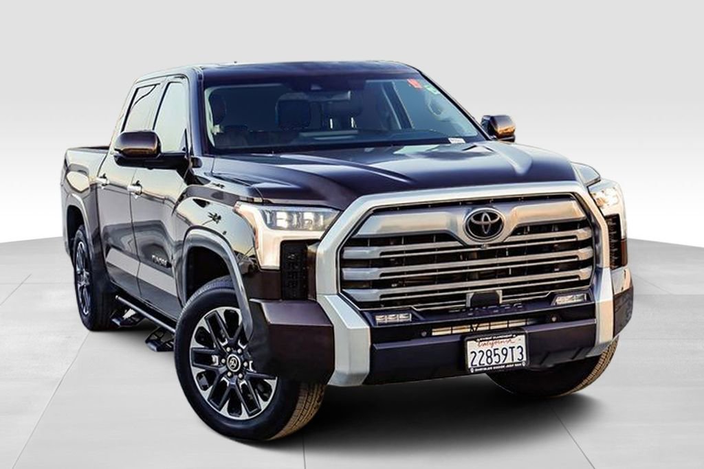 Used 2023 Toyota Tundra Limited image 2