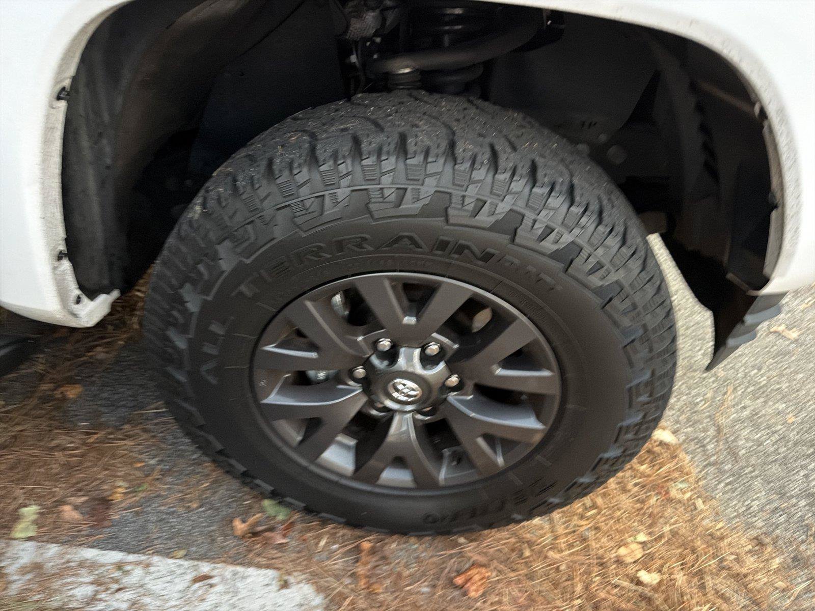 Used 2022 Toyota Tacoma SR5 RWD image 10