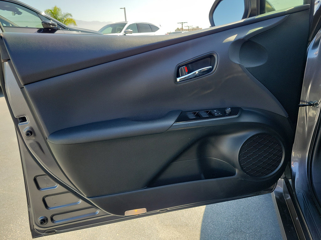 Used 2022 Toyota Prius Prime LE FWD image 18
