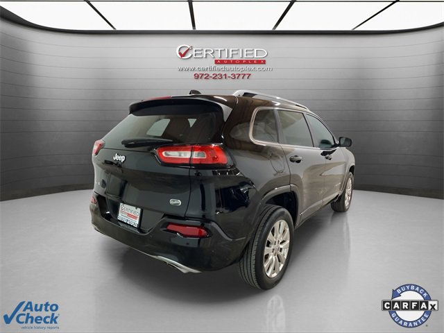 Used 2017 Jeep Cherokee Overland w/ Technology Group image 6
