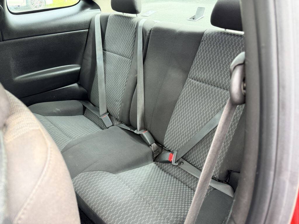 Used 2010 Chevrolet Cobalt LT w/ Preferred Equipment Group FWD image 5
