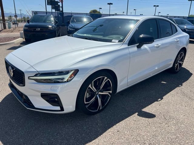 Used 2023 Volvo S60 B5 Core w/ Climate Package FWD image 7