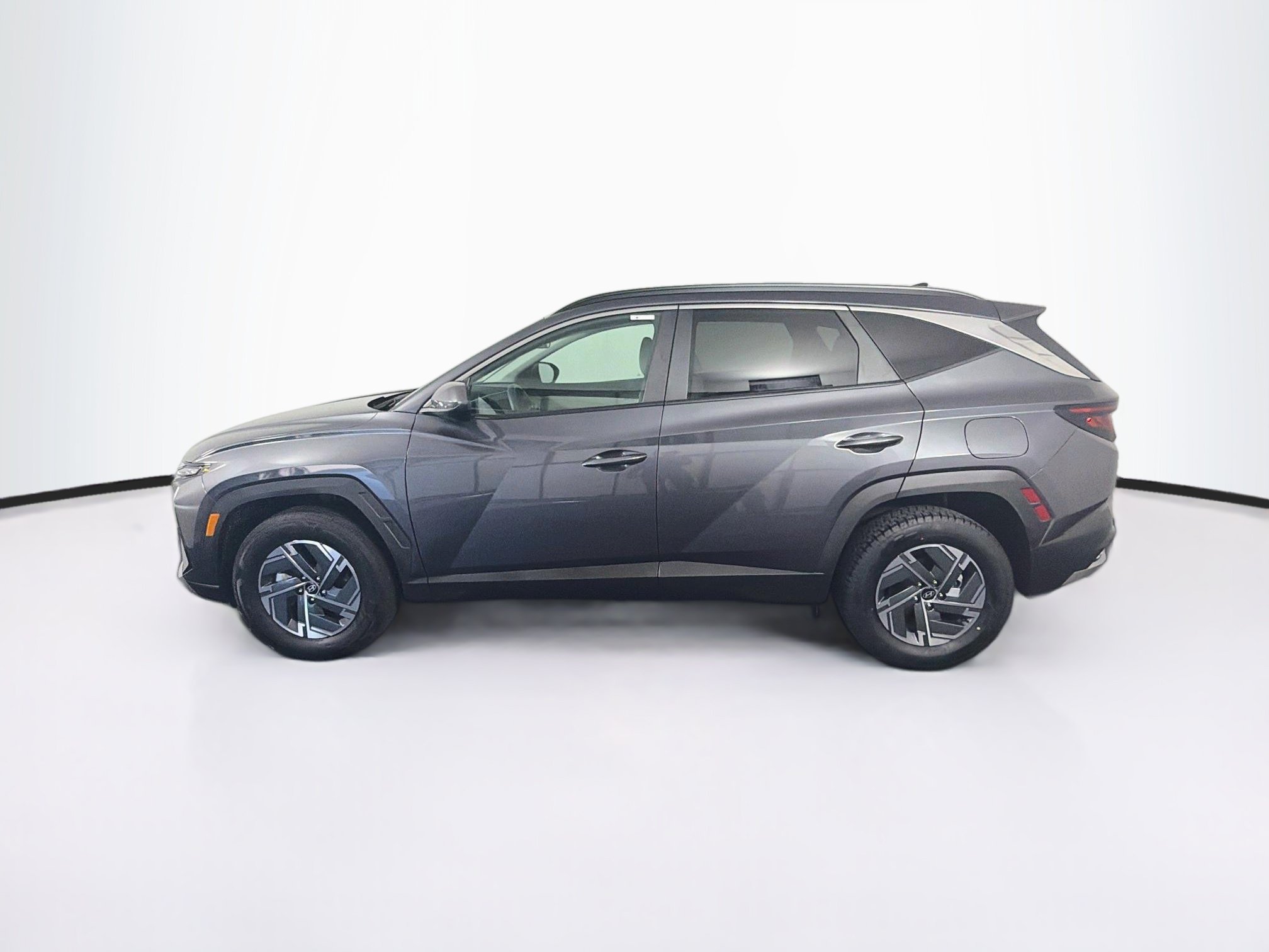 Used 2025 Hyundai Tucson Blue AWD/4WD image 4