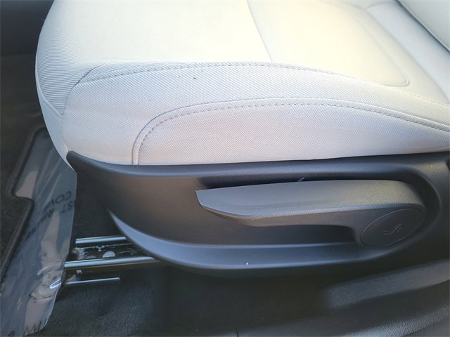 Certified 2025 Hyundai Tucson SE image 16