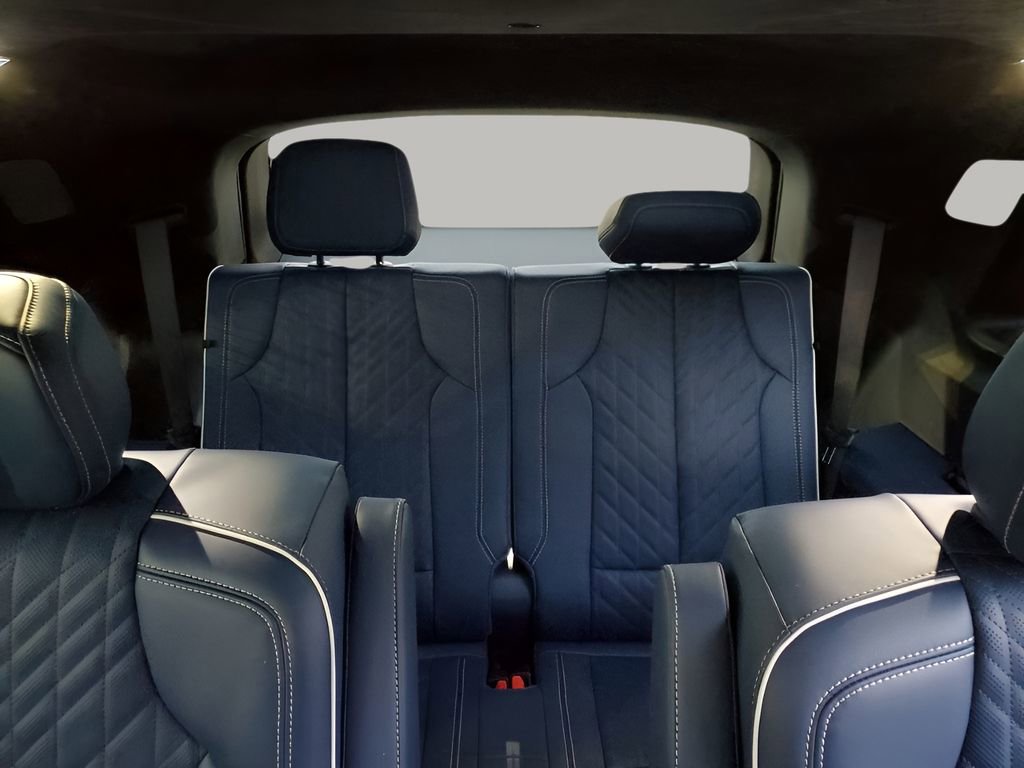 New 2026 Cadillac Vistiq Premium Luxury image 25