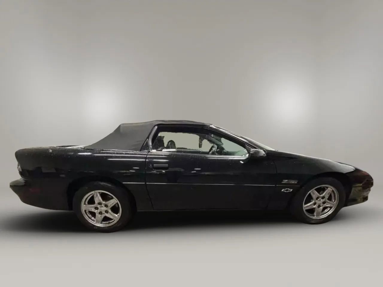 Used 1997 Chevrolet Camaro Z28 w/ Preferred Equipment Group 2 image 5