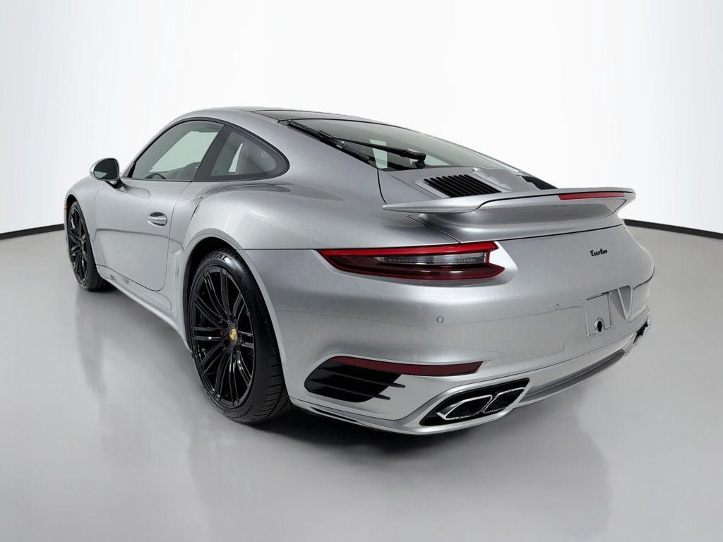 Certified 2017 Porsche 911 4 Coupe AWD/4WD image 3