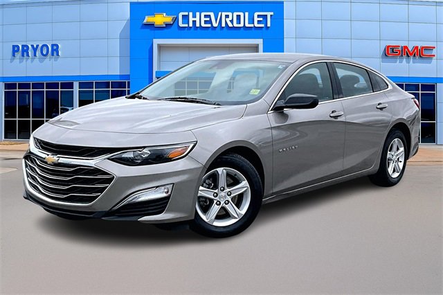 Used 2023 Chevrolet Malibu LS image 3