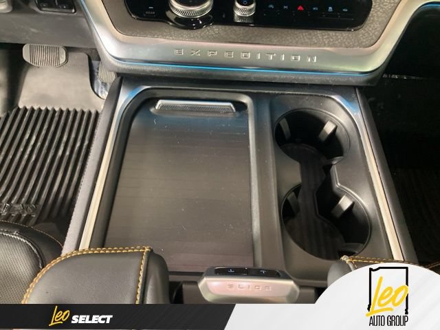 Used 2025 Ford Expedition Tremor AWD/4WD image 16