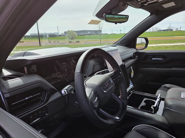 New 2026 GMC Yukon XL AT4 Ultimate AWD/4WD image 12