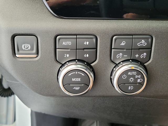 Used 2025 GMC Sierra 2500 SLT w/ SLT Convenience Package AWD/4WD image 13