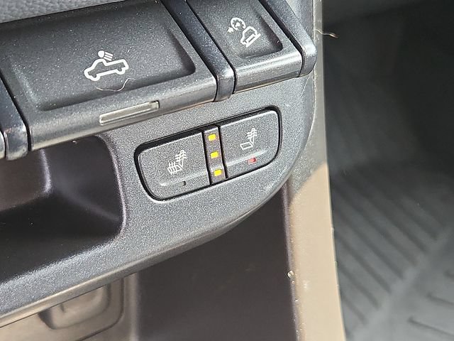 Used 2017 Chevrolet Colorado Z71 AWD/4WD image 19