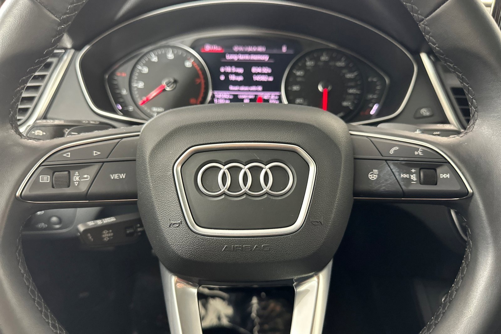 Used 2023 Audi Q5 2.0T Premium w/ Convenience Package image 21