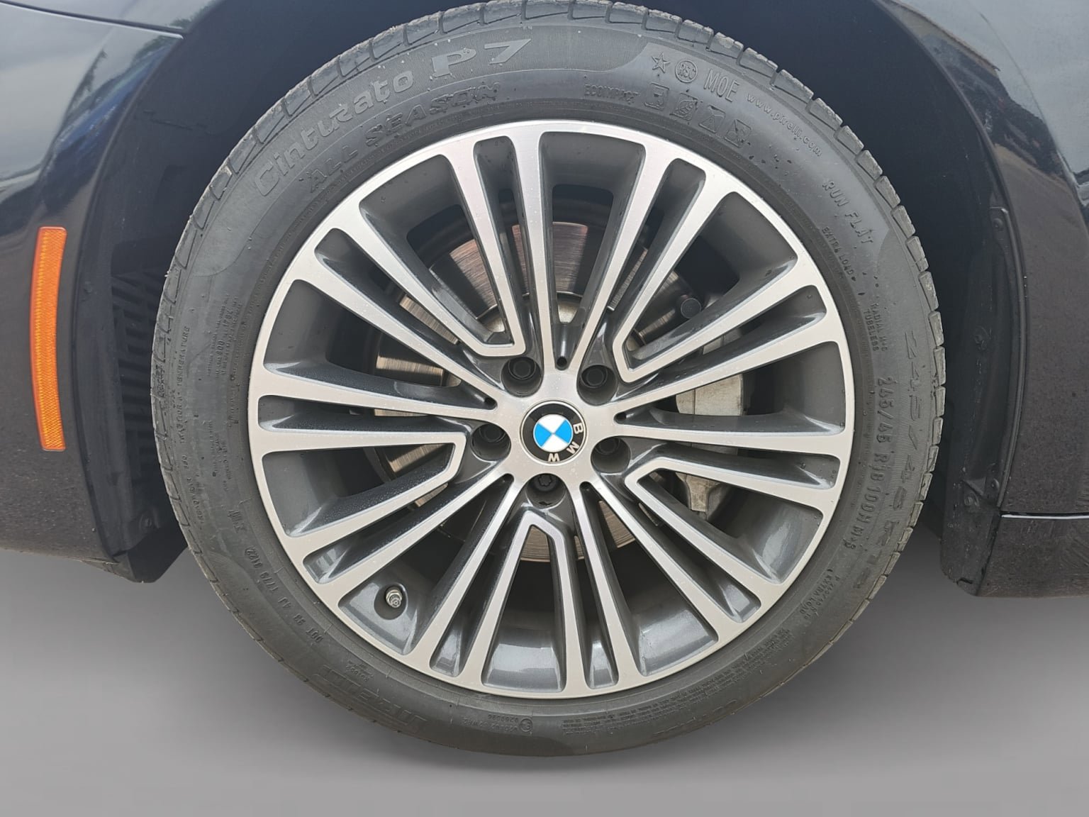 Used 2019 BMW 530i w/ Convenience Package RWD image 9
