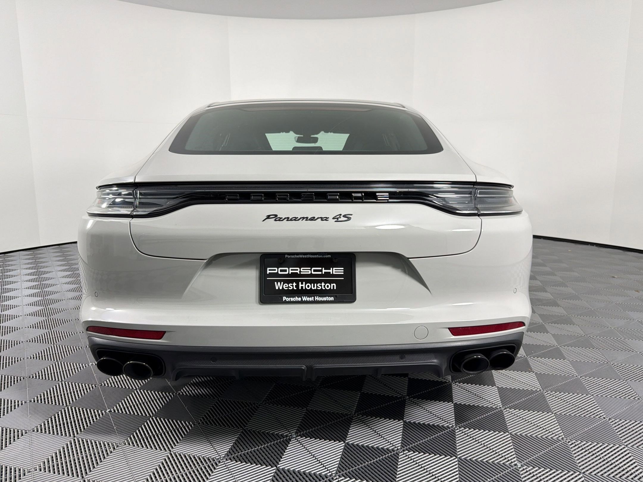 Certified 2021 Porsche Panamera 4S AWD/4WD image 10