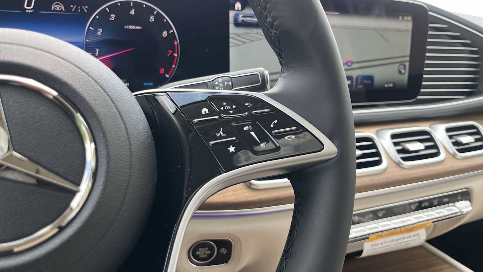 New 2026 Mercedes-Benz GLS 450 4MATIC image 43
