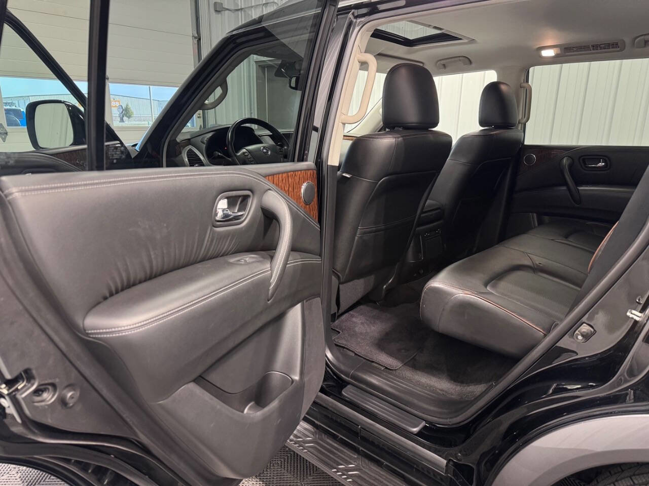 Used 2019 Nissan Armada SL w/ Premium Package image 15