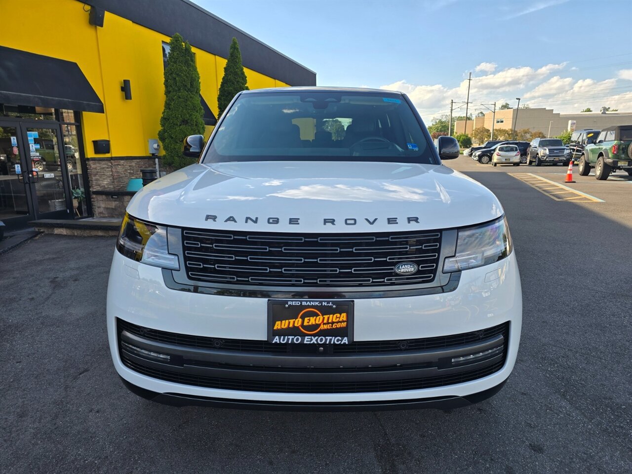 Used 2024 Land Rover Range Rover SE AWD/4WD image 24