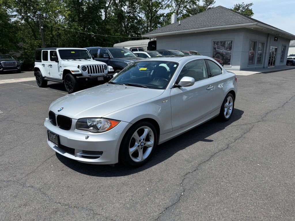 Used 2011 BMW 128i Coupe RWD image 3