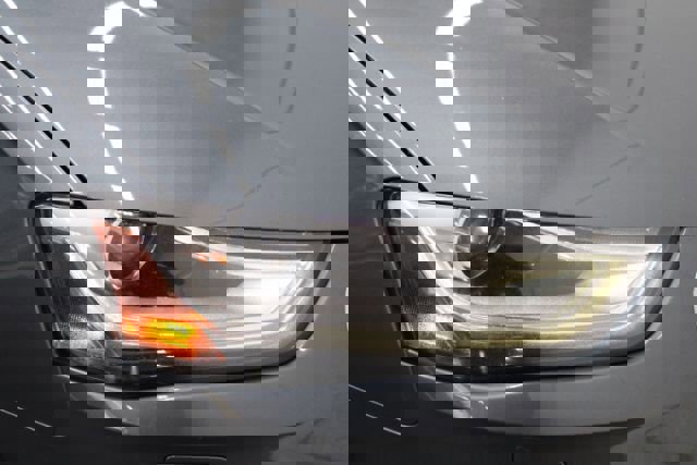 Used 2015 Audi A4 2.0T Premium Plus w/ Technology Package image 23