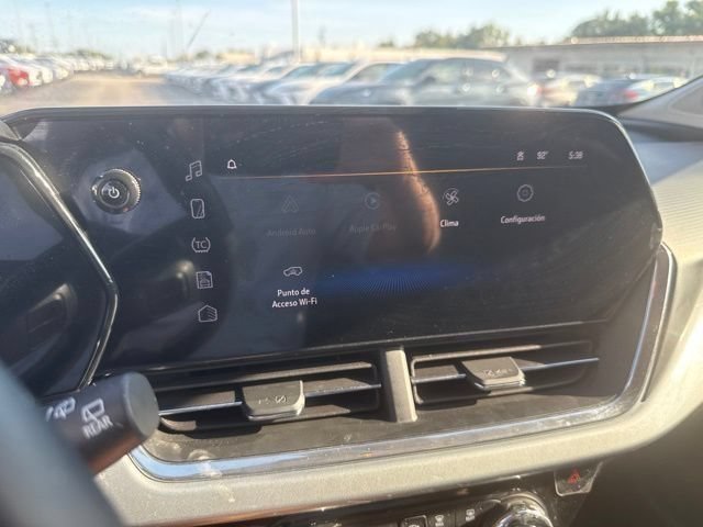 Used 2025 Chevrolet Trax LT w/ Driver Confidence Package FWD image 44