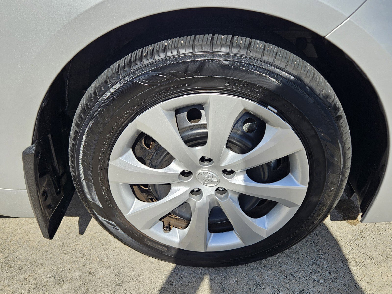 Certified 2025 Toyota Corolla LE image 11