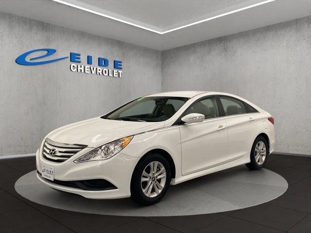 Used 2014 Hyundai Sonata GLS w/ Popular Equipment Group 2 FWD image 9
