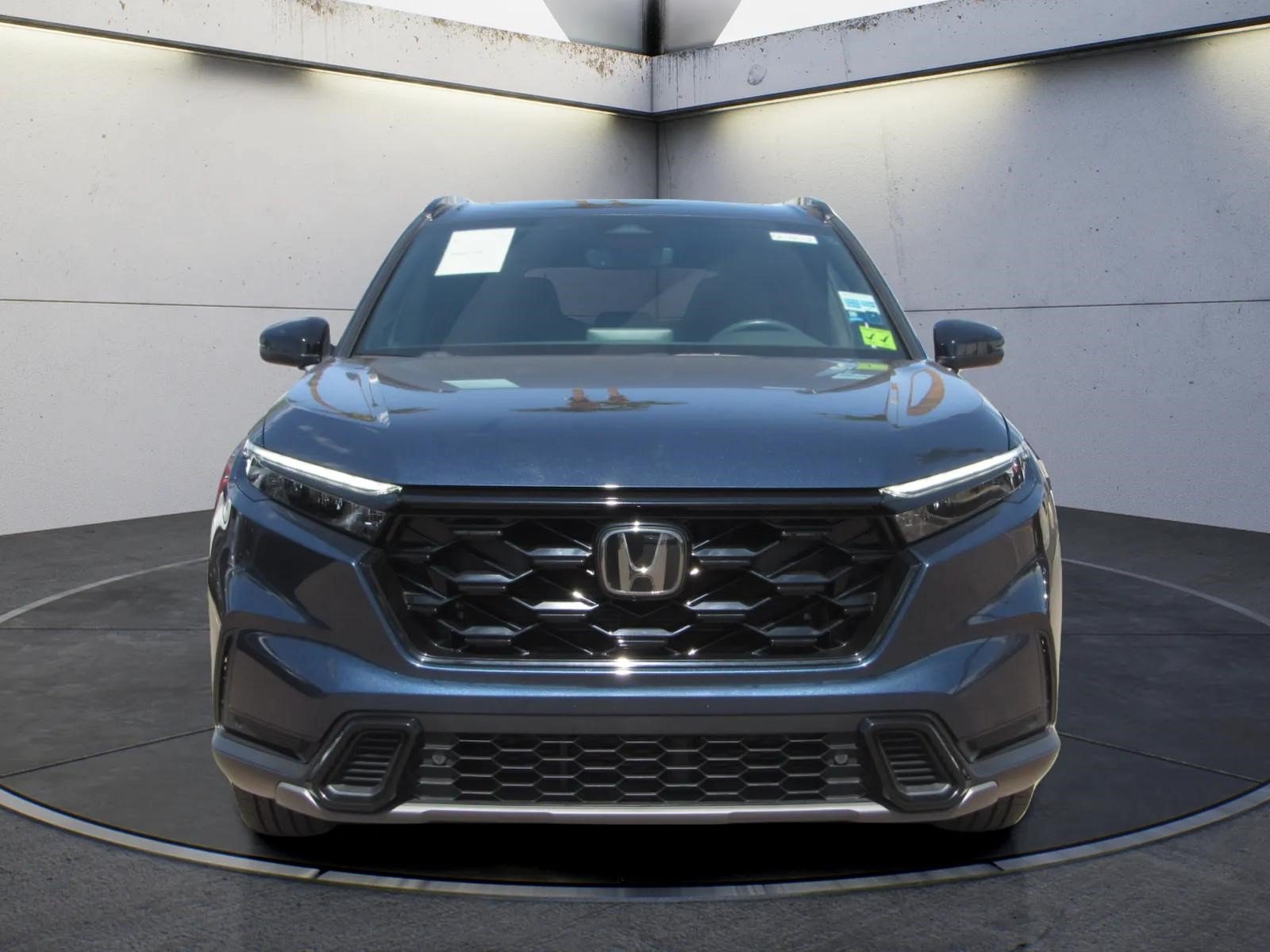 Certified 2024 Honda CR-V Sport-L image 3
