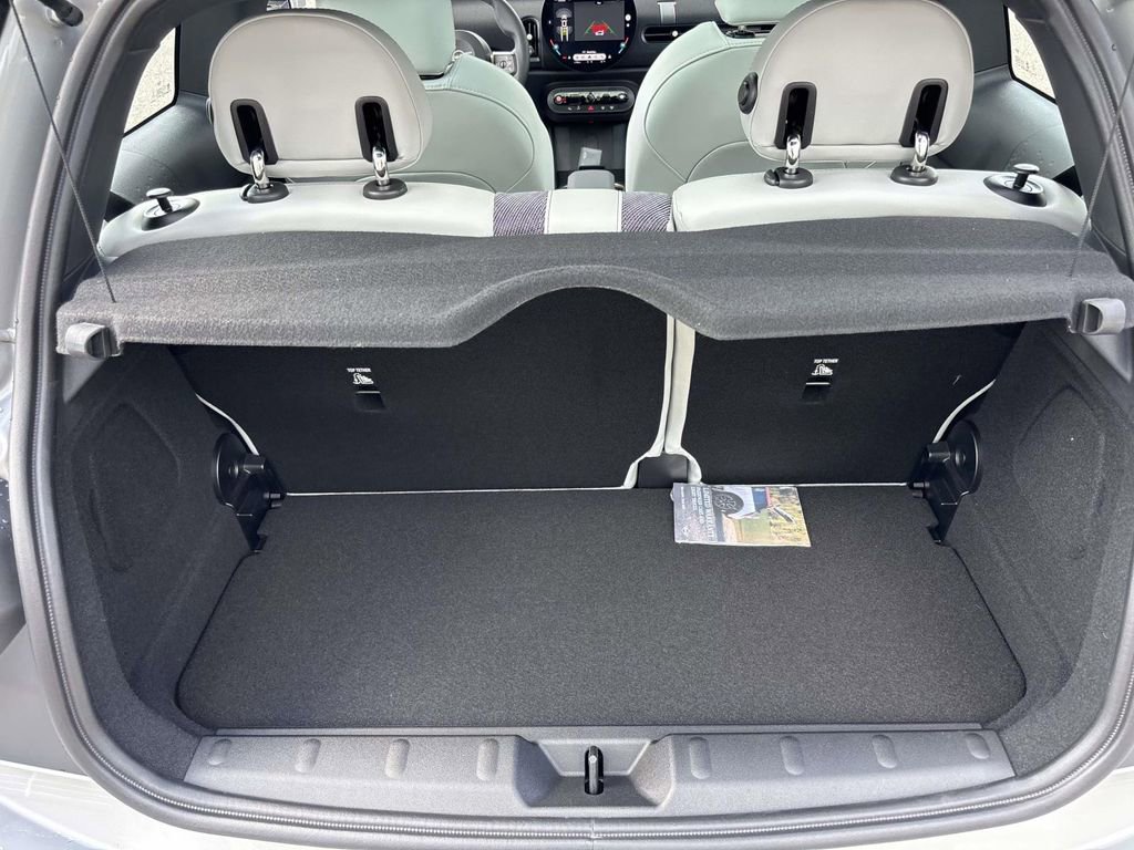 New 2026 MINI Cooper S image 9