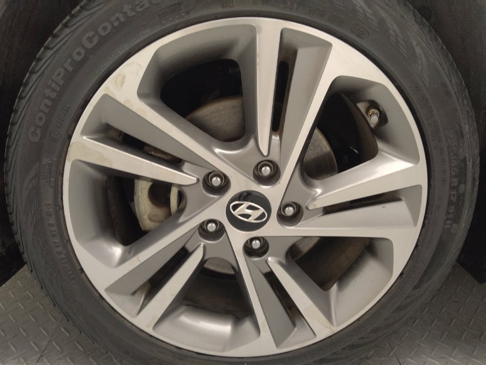 Used 2018 Hyundai Elantra Limited FWD image 31
