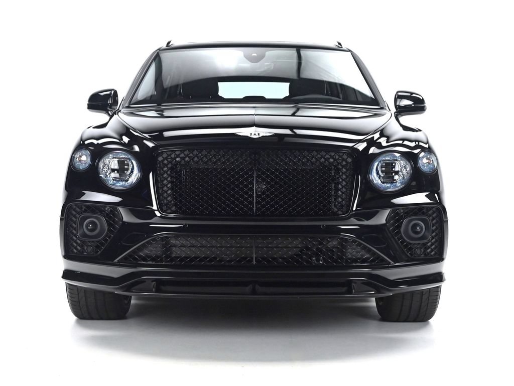 Used 2022 Bentley Bentayga AWD/4WD image 2