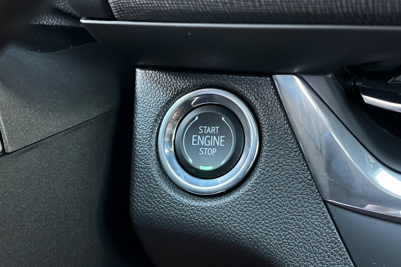 New 2026 Buick Envista Sport Touring FWD image 24