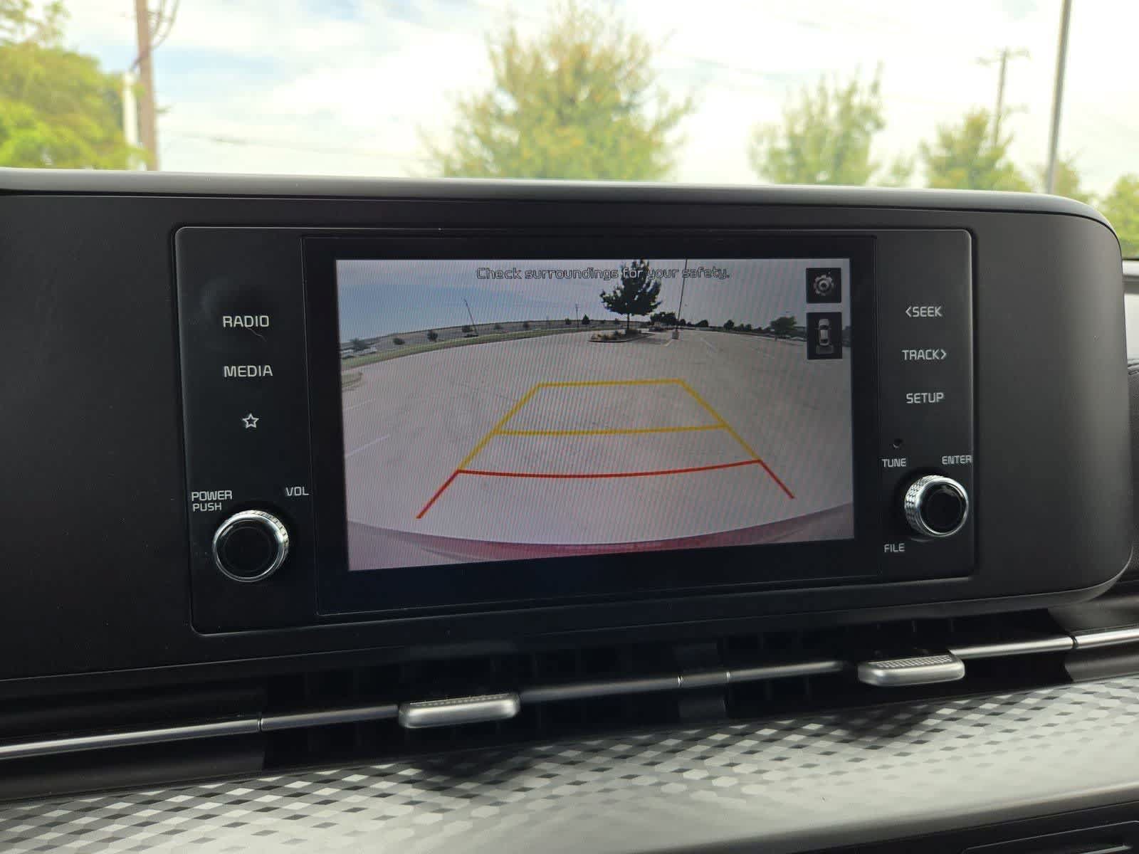 Certified 2022 Kia Carnival LX FWD image 26