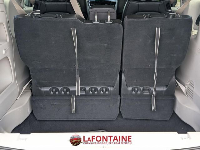 Used 2023 Chrysler Pacifica Touring-L FWD image 29