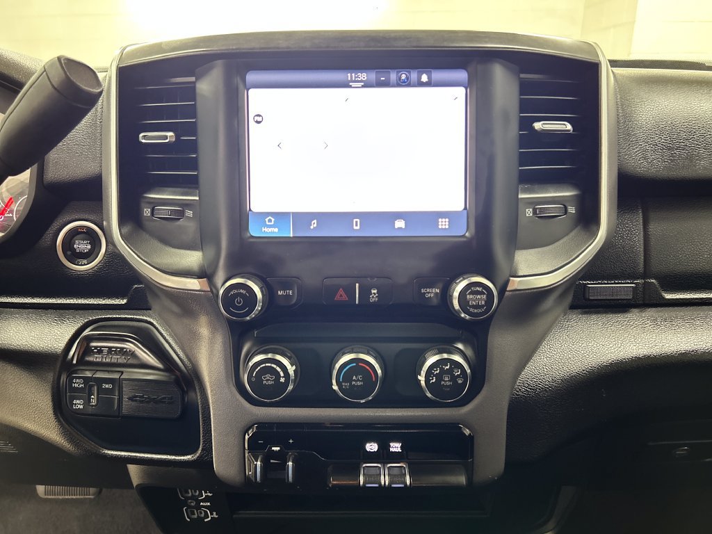 Used 2024 RAM 3500 Big Horn AWD/4WD image 26
