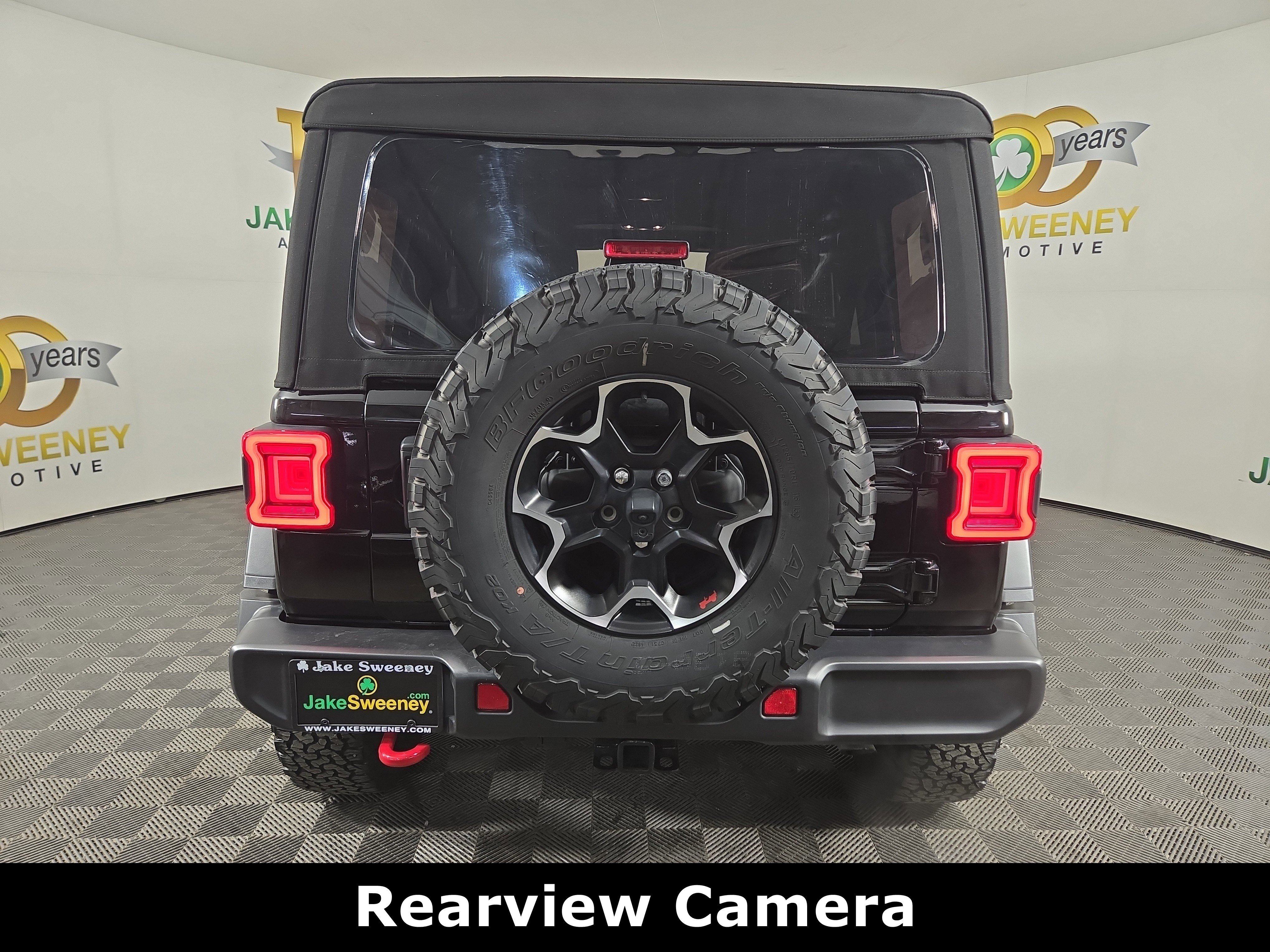 Certified 2023 Jeep Wrangler Unlimited Rubicon w/ Cold Weather Group image 9