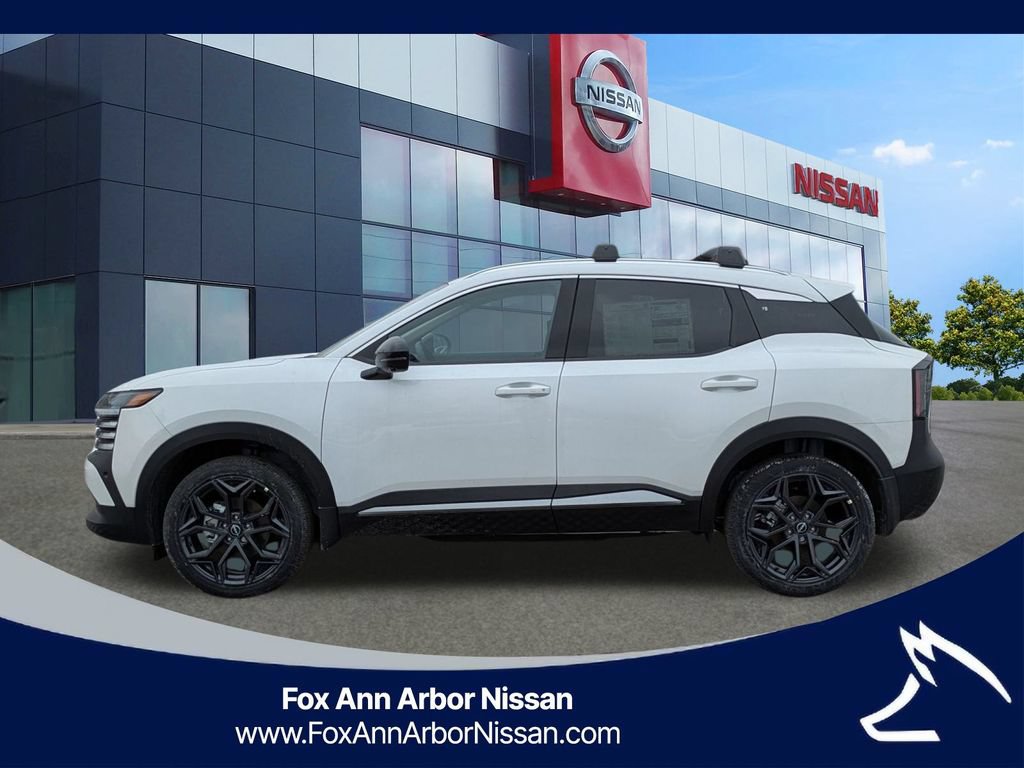 Used 2026 Nissan Kicks SR w/ SR Premium Package AWD/4WD image 2